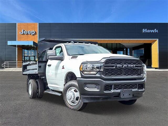 2024 RAM 3500 Chassis Tradesman Regular Cab DRW 4WD