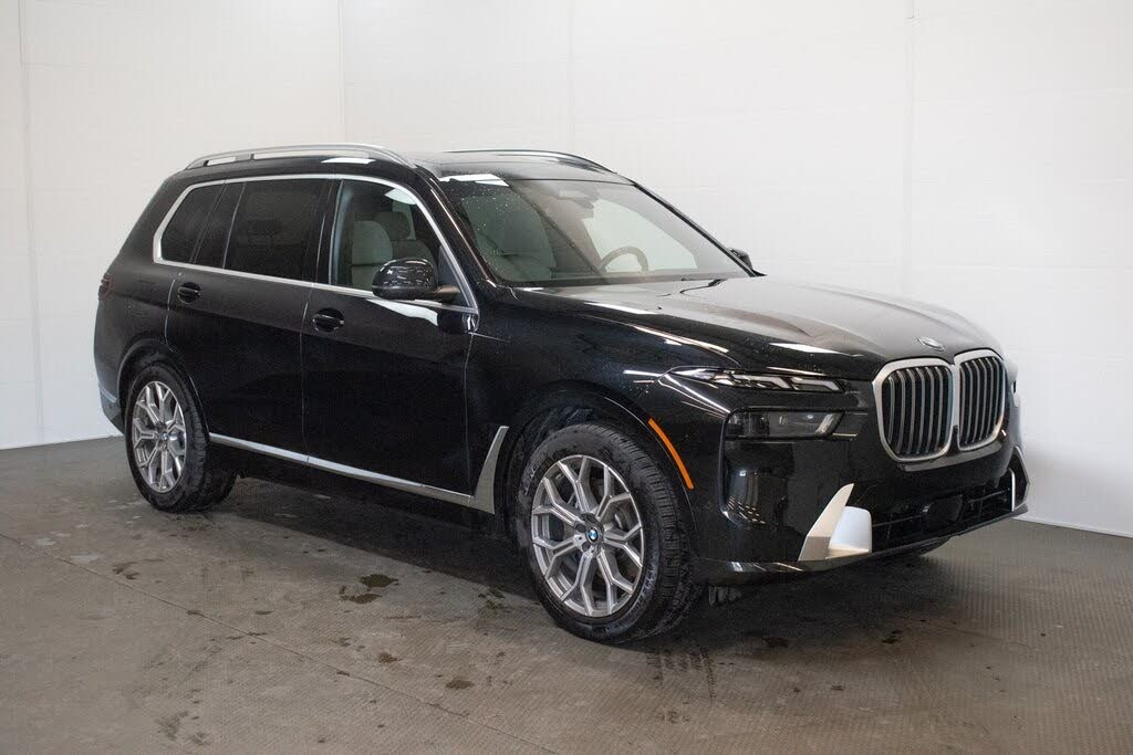 2025 BMW X7 xDrive40i AWD
