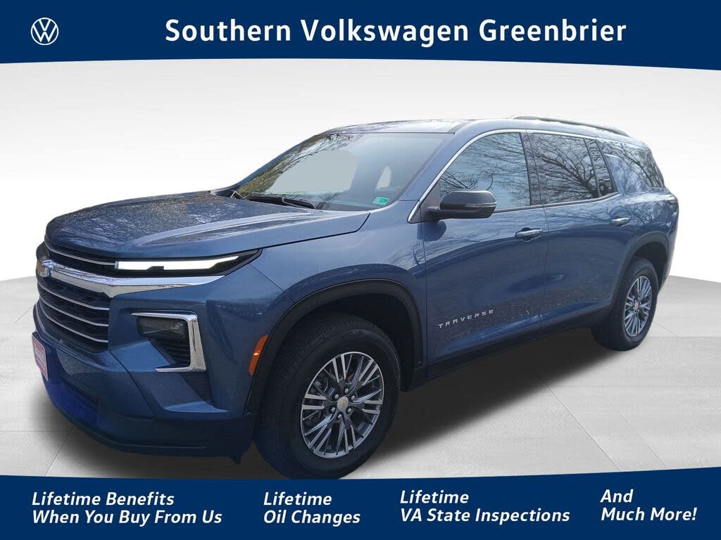 2025 Chevrolet Traverse LT FWD