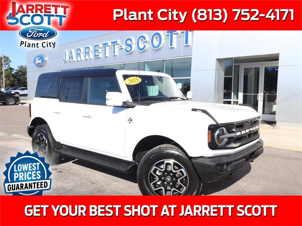 2025 Ford Bronco Outer Banks 4-Door 4WD