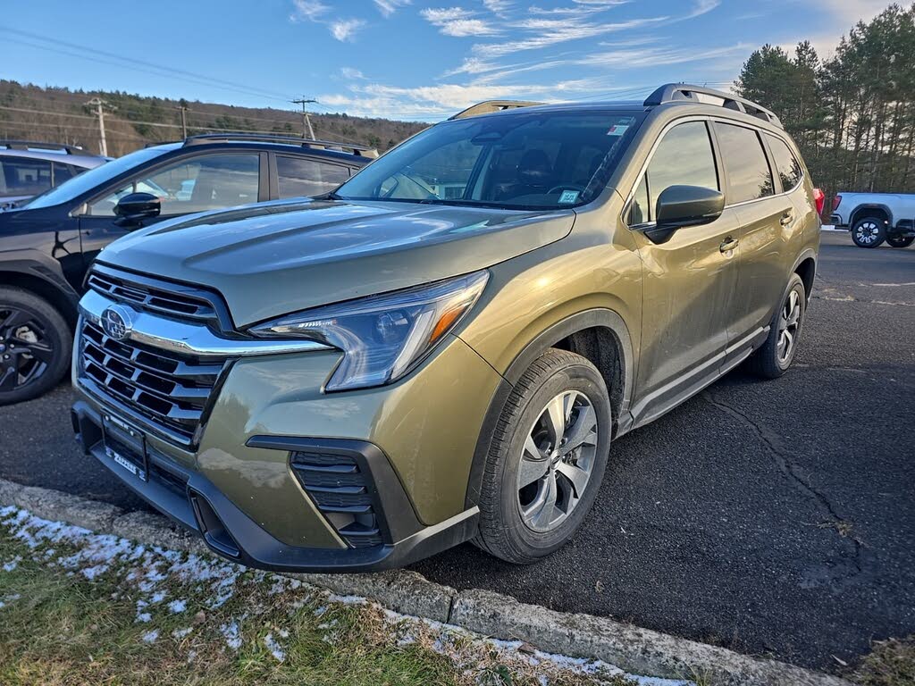 2025 Subaru Ascent Premium 8-Passenger AWD