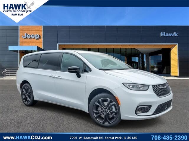 2026 Chrysler Pacifica Select AWD