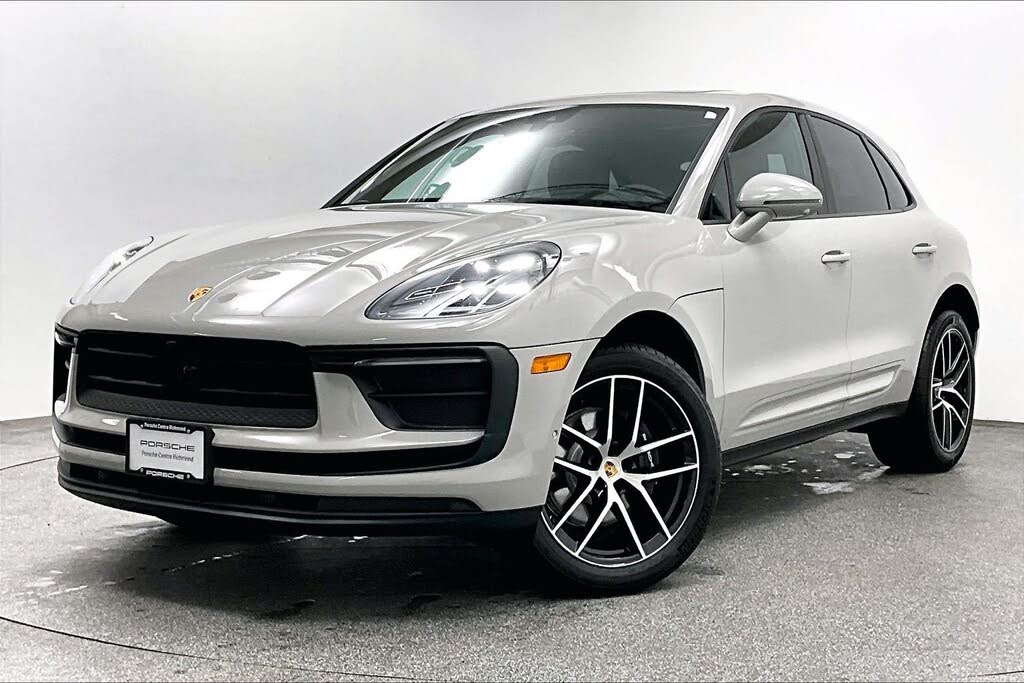 2026 Porsche Macan AWD