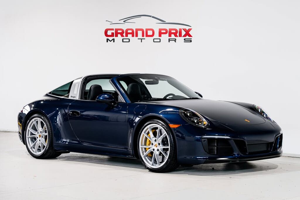 2019 Porsche 911 Targa 4 GTS Cabriolet AWD