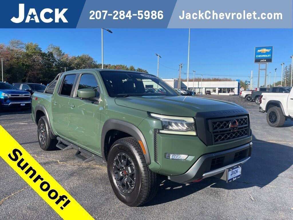 2022 Nissan Frontier PRO-4X Crew Cab 4WD