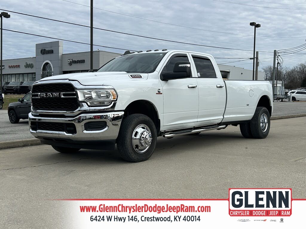 2023 RAM 3500 Tradesman Crew Cab LB DRW 4WD