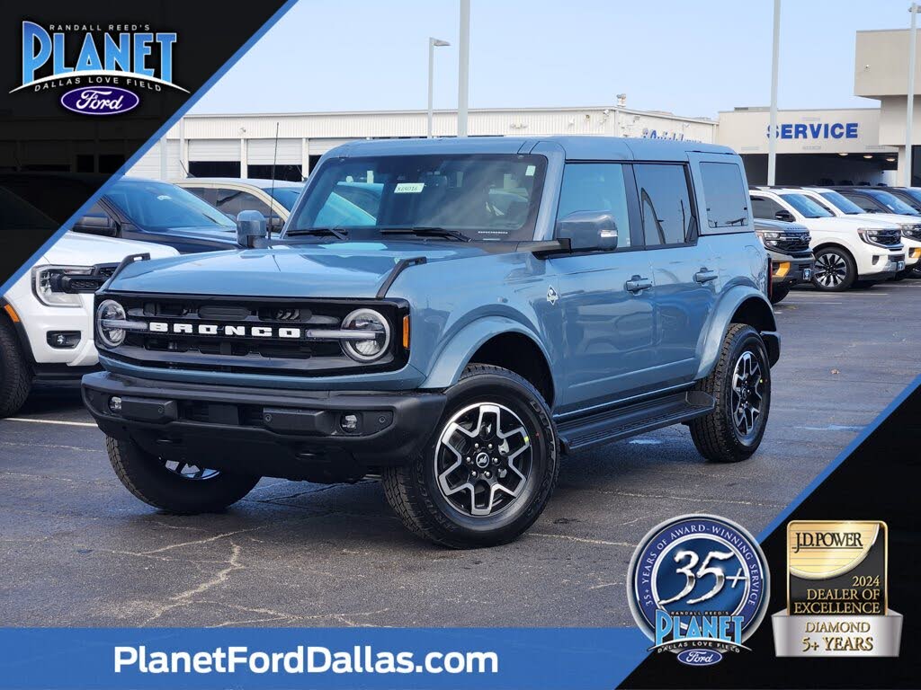 2025 Ford Bronco Outer Banks 4-Door 4WD