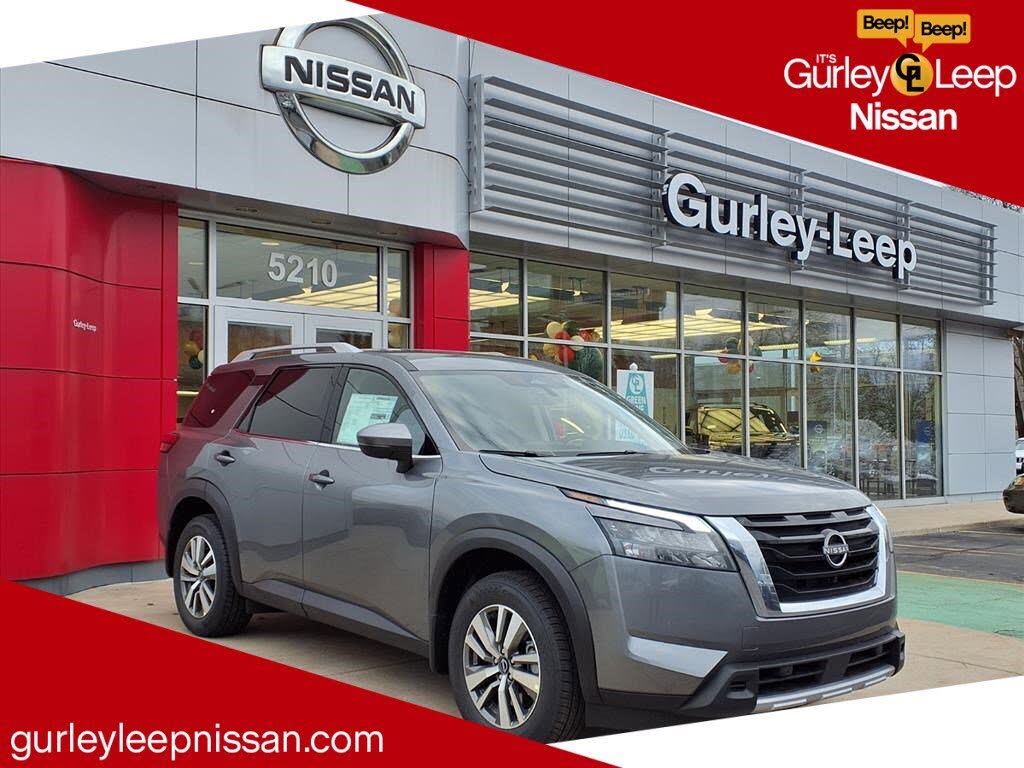 2025 Nissan Pathfinder SL 4WD