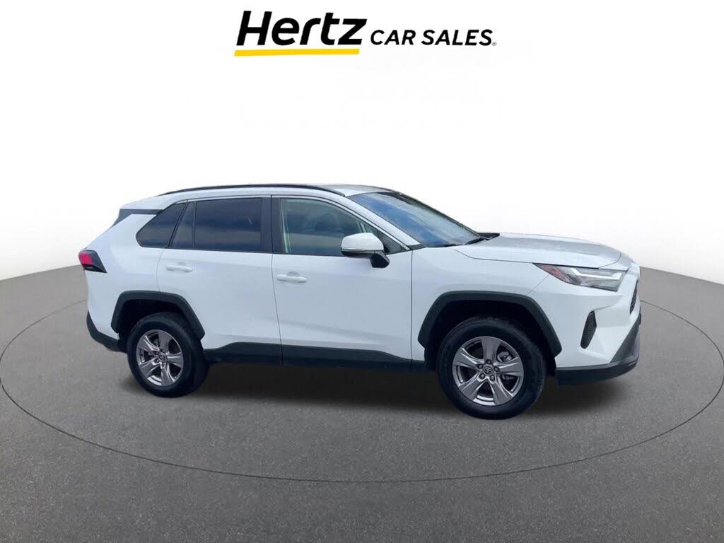 2025 Toyota RAV4 XLE FWD