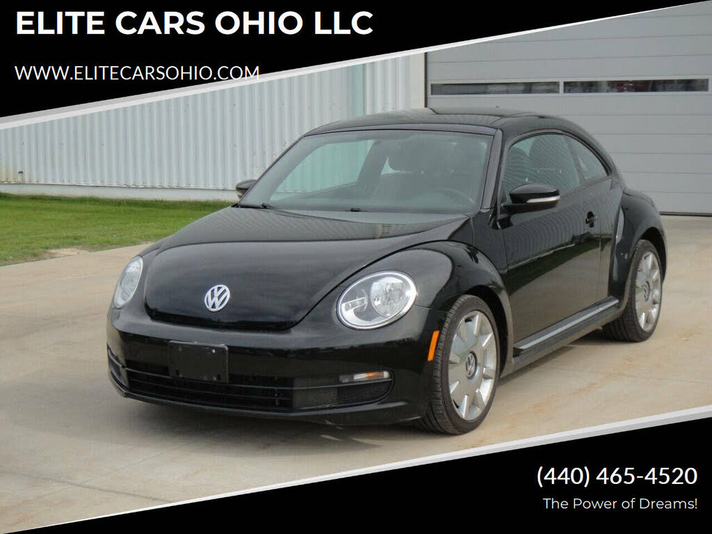 2012 Volkswagen Beetle 2.5L with Sound and Navigation