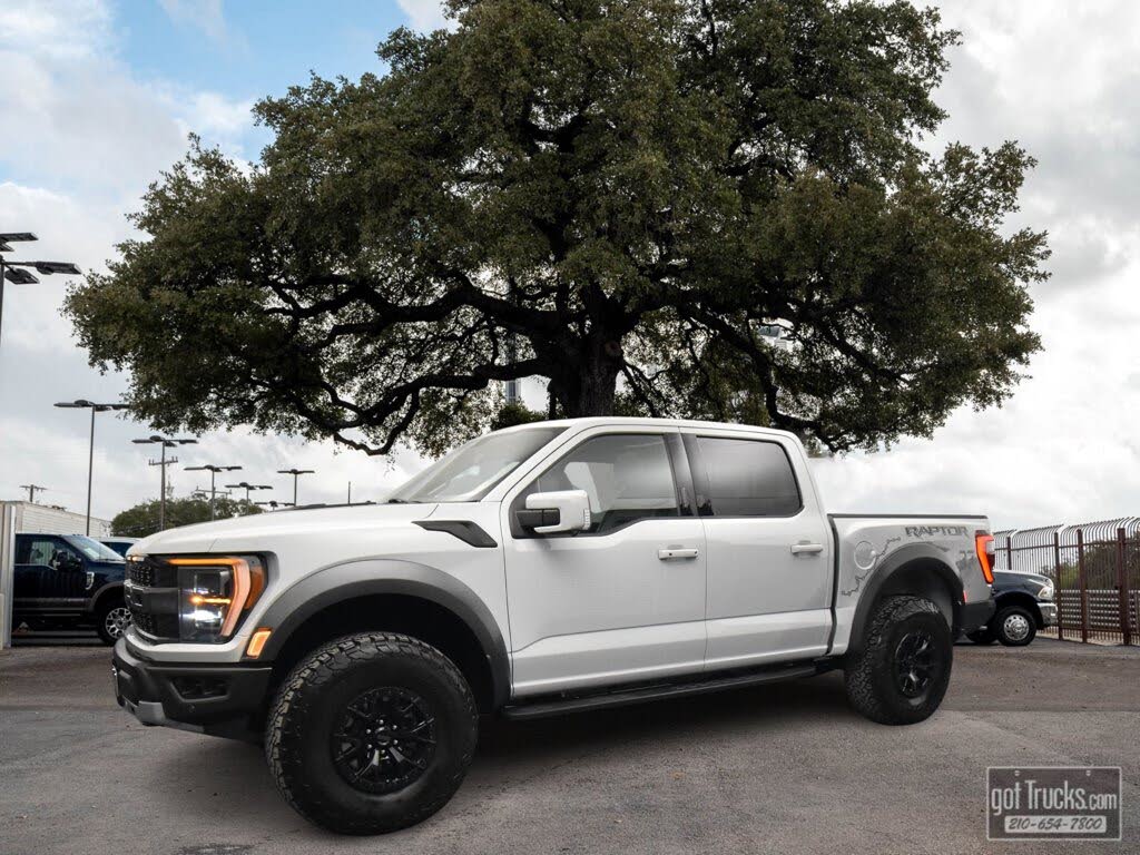 2023 Ford F-150 Raptor SuperCrew 4WD