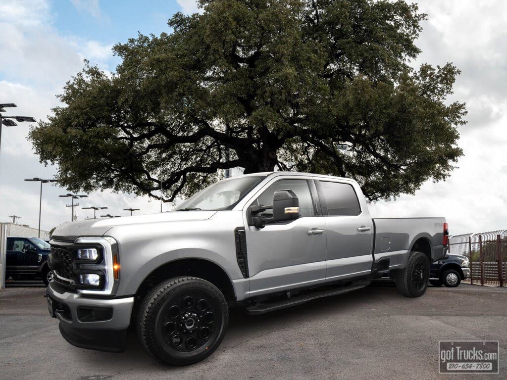 2024 Ford F-350 Super Duty Lariat Crew Cab 4WD