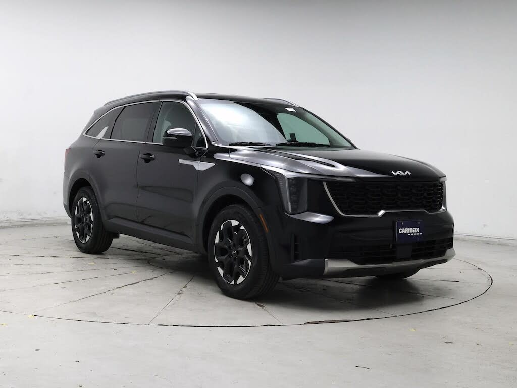 2024 Kia Sorento S FWD