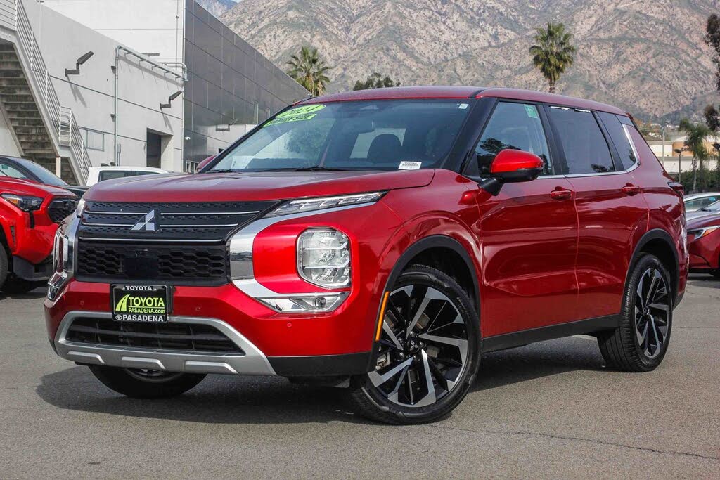 2024 Mitsubishi Outlander SE FWD