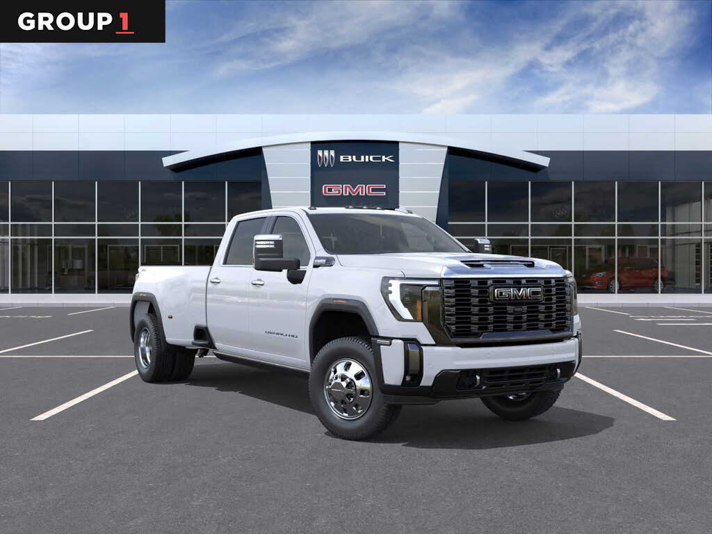 2026 GMC Sierra 3500HD Denali Ultimate Crew Cab 4WD