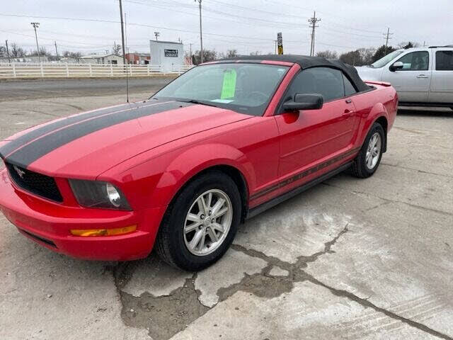 2007 Ford Mustang V6 Deluxe Convertible RWD