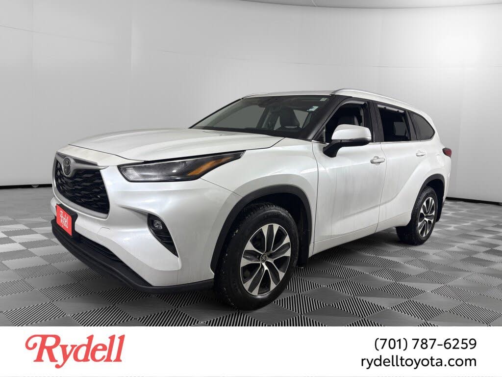 2022 Toyota Highlander XLE AWD