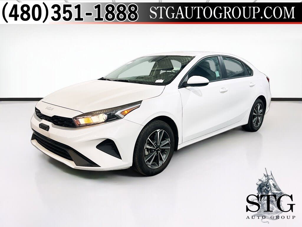 2024 Kia Forte LXS FWD