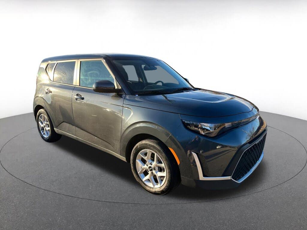 2025 Kia Soul LX FWD