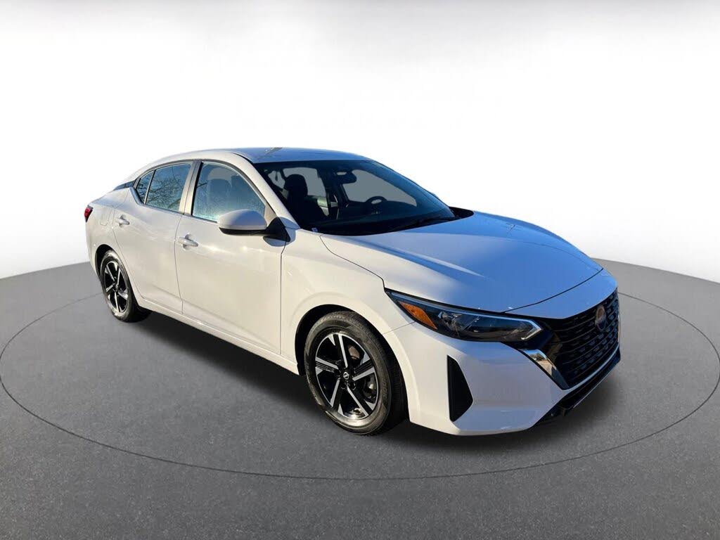 2025 Nissan Sentra SV FWD