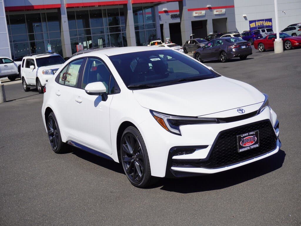 2026 Toyota Corolla SE FWD