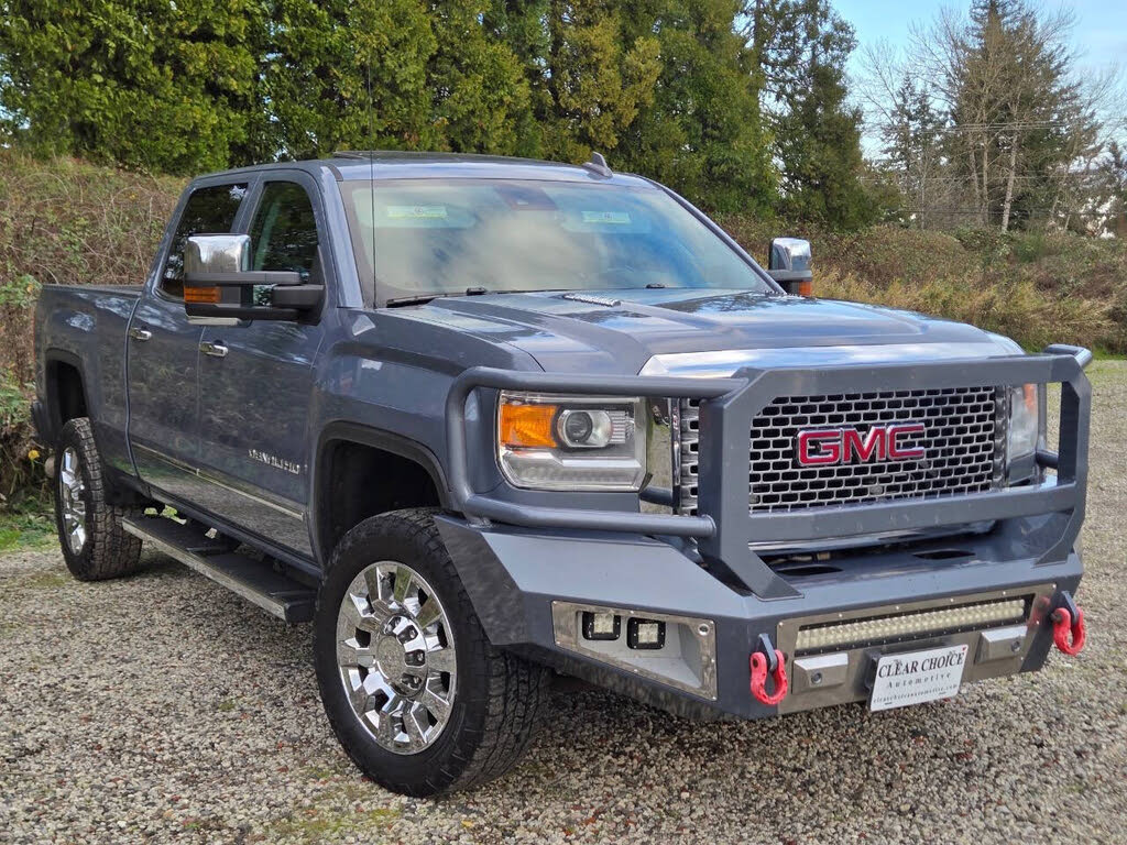 2016 GMC Sierra 2500HD Denali Crew Cab SB 4WD