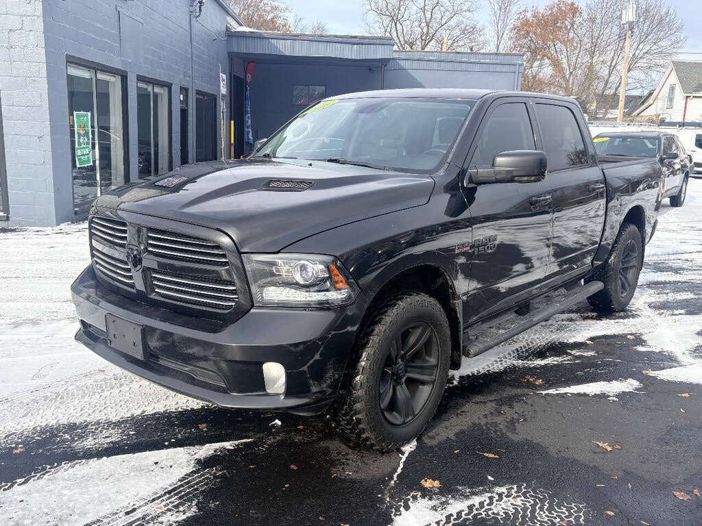 2016 RAM 1500 Sport Crew Cab 4WD