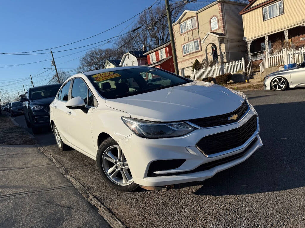 2018 Chevrolet Cruze LT Sedan FWD
