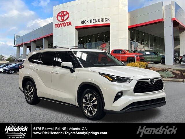 2021 Toyota Highlander XLE FWD
