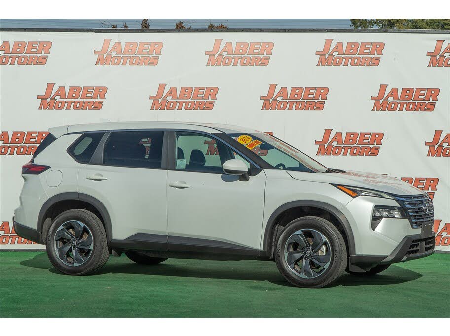 2024 Nissan Rogue SV FWD
