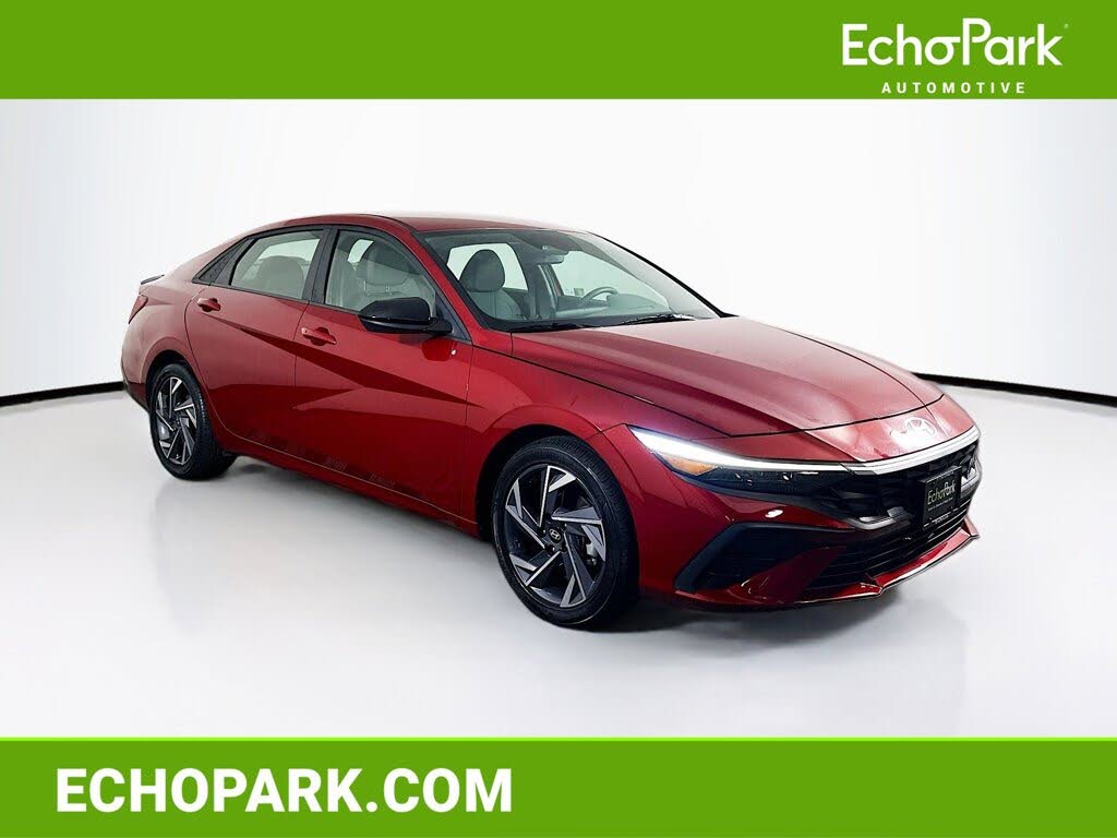 2025 Hyundai Elantra SEL Sport FWD