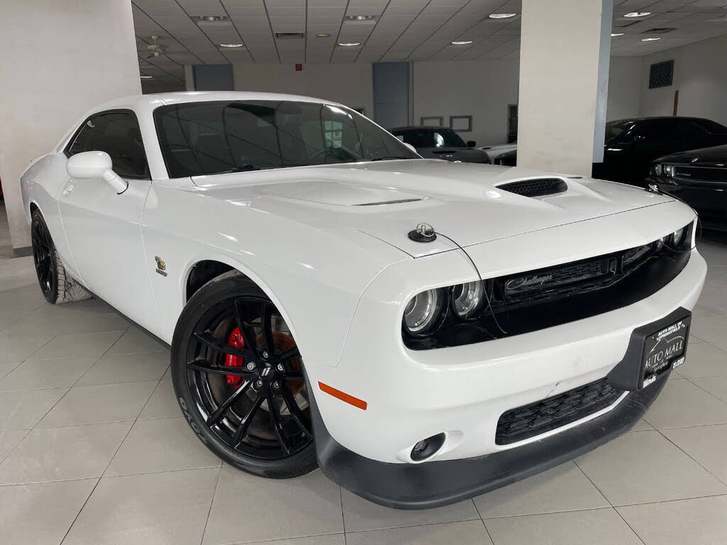 2019 Dodge Challenger R/T Scat Pack RWD