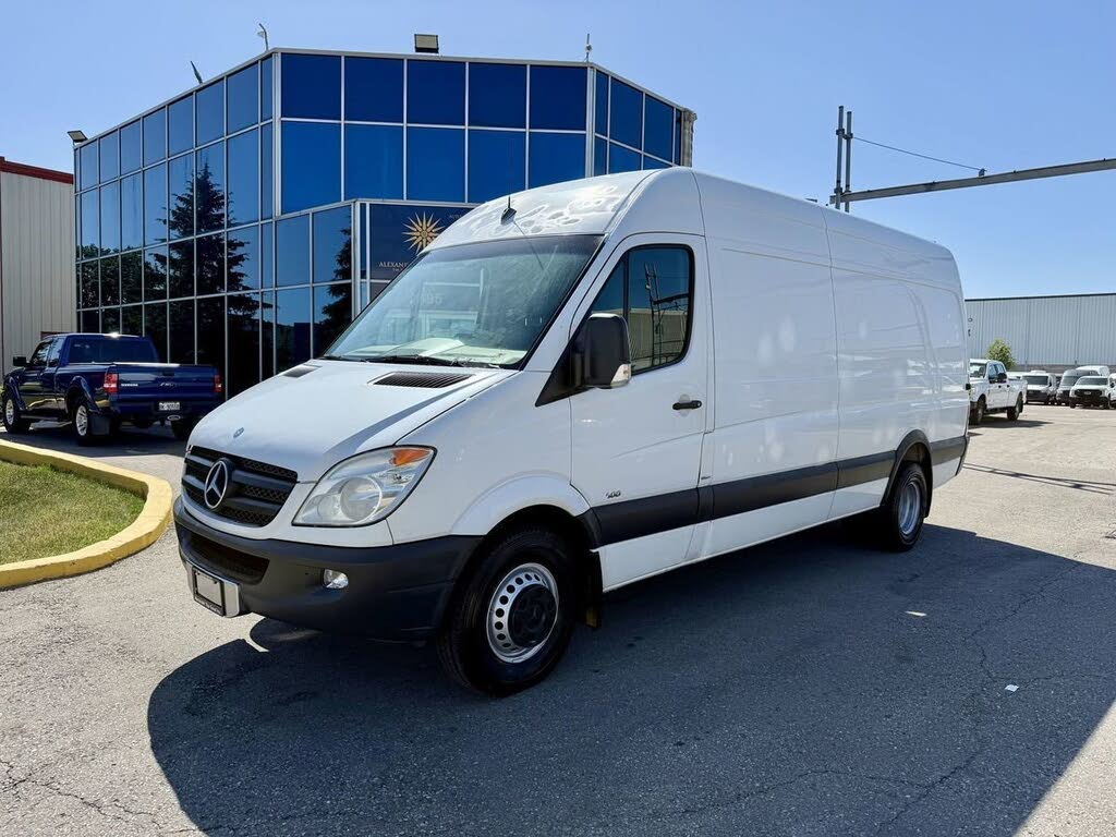2013 Mercedes-Benz Sprinter 2500 170 WB Extended Passenger Van
