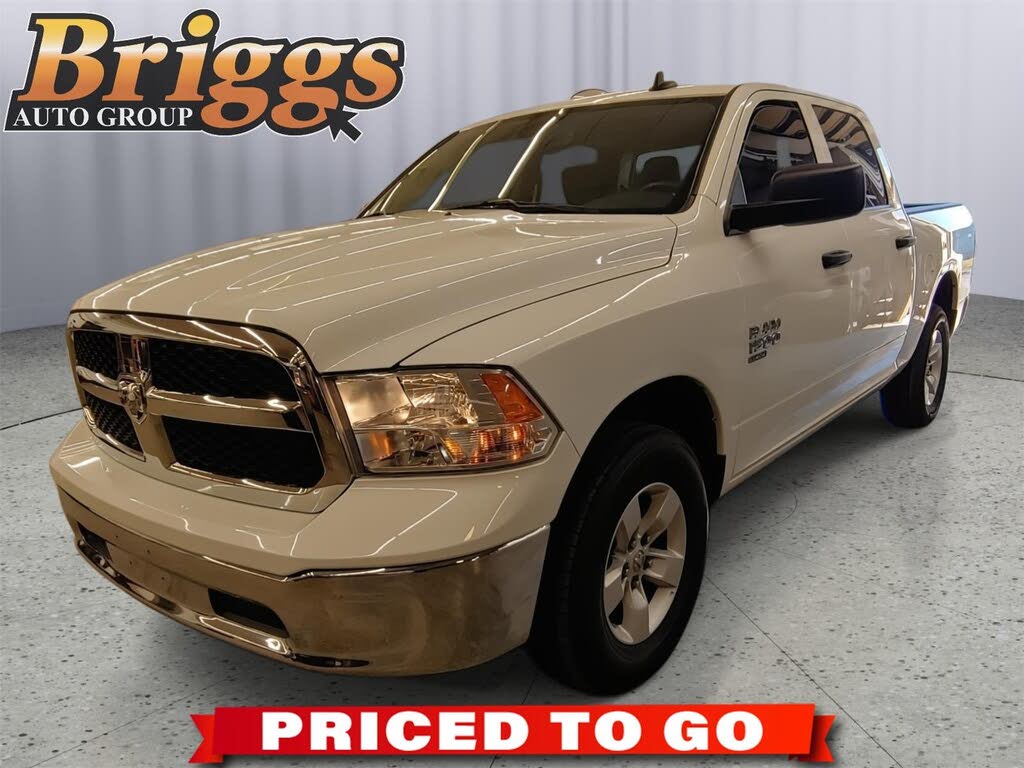 2023 RAM 1500 Classic SLT Crew Cab 4WD