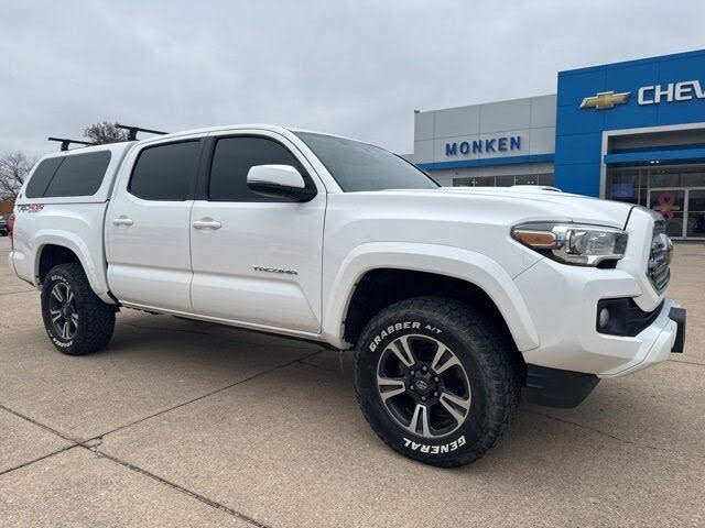 2016 Toyota Tacoma Double Cab V6 SR 4WD
