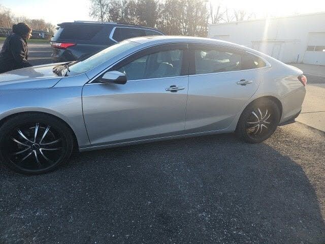 2022 Chevrolet Malibu LT FWD