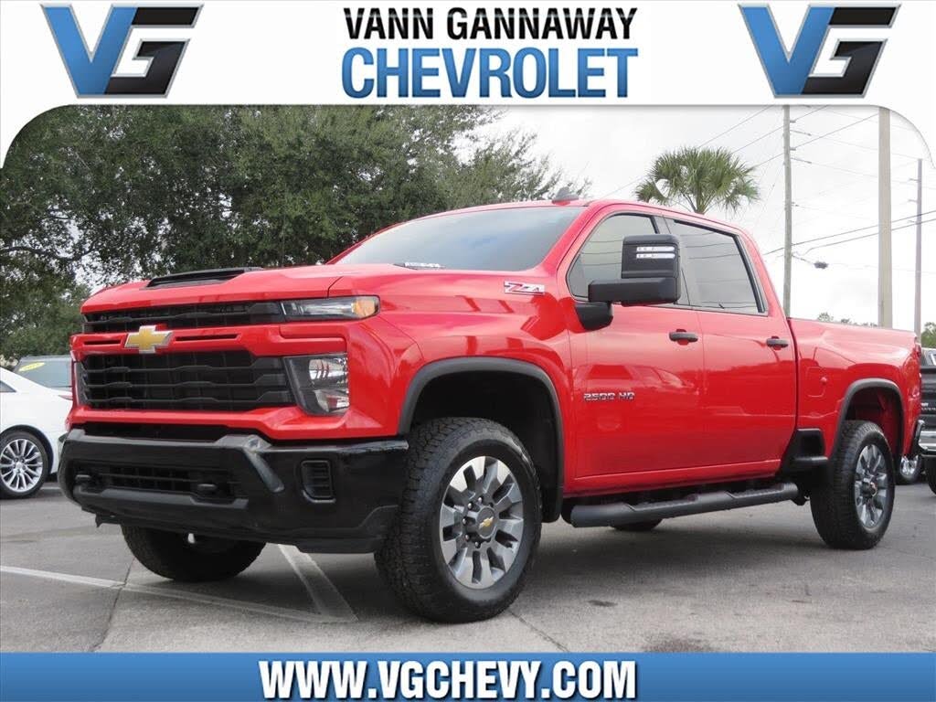 2024 Chevrolet Silverado 2500HD Custom Crew Cab 4WD
