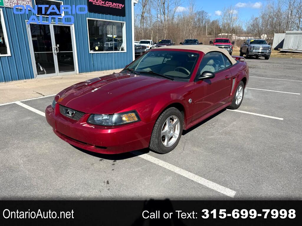 2004 Ford Mustang Deluxe Convertible RWD