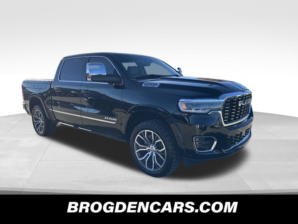 2025 RAM 1500 Tungsten Crew Cab 4WD