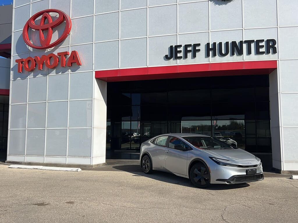 2026 Toyota Prius LE FWD