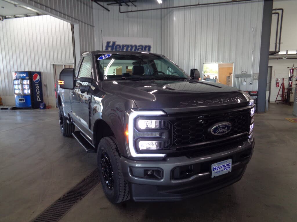 2025 Ford F-350 Super Duty XL Regular Cab LB 4WD