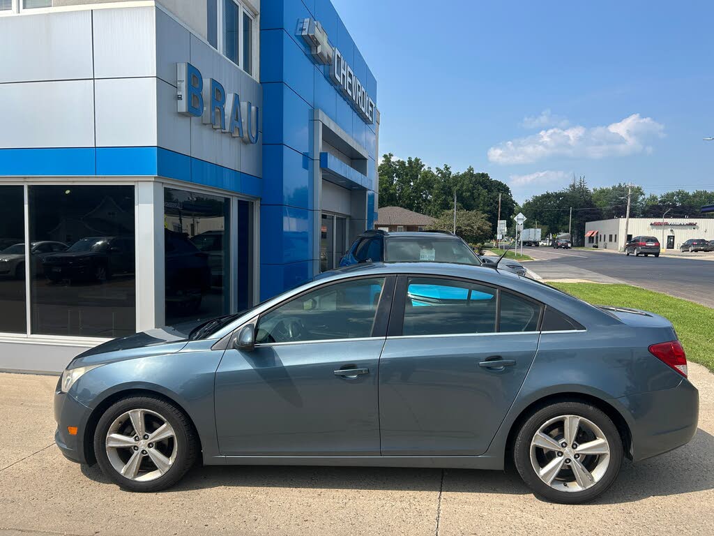 2012 Chevrolet Cruze 2LT Sedan FWD