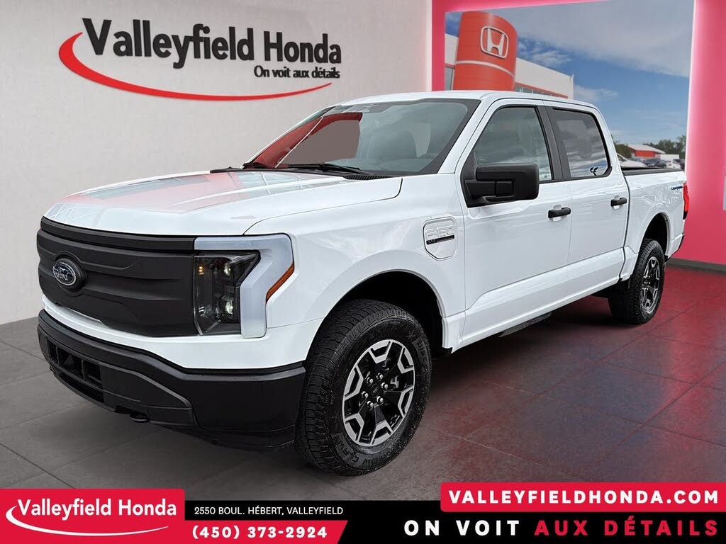 Ford F-150 Lightning Pro SuperCrew AWD 2023