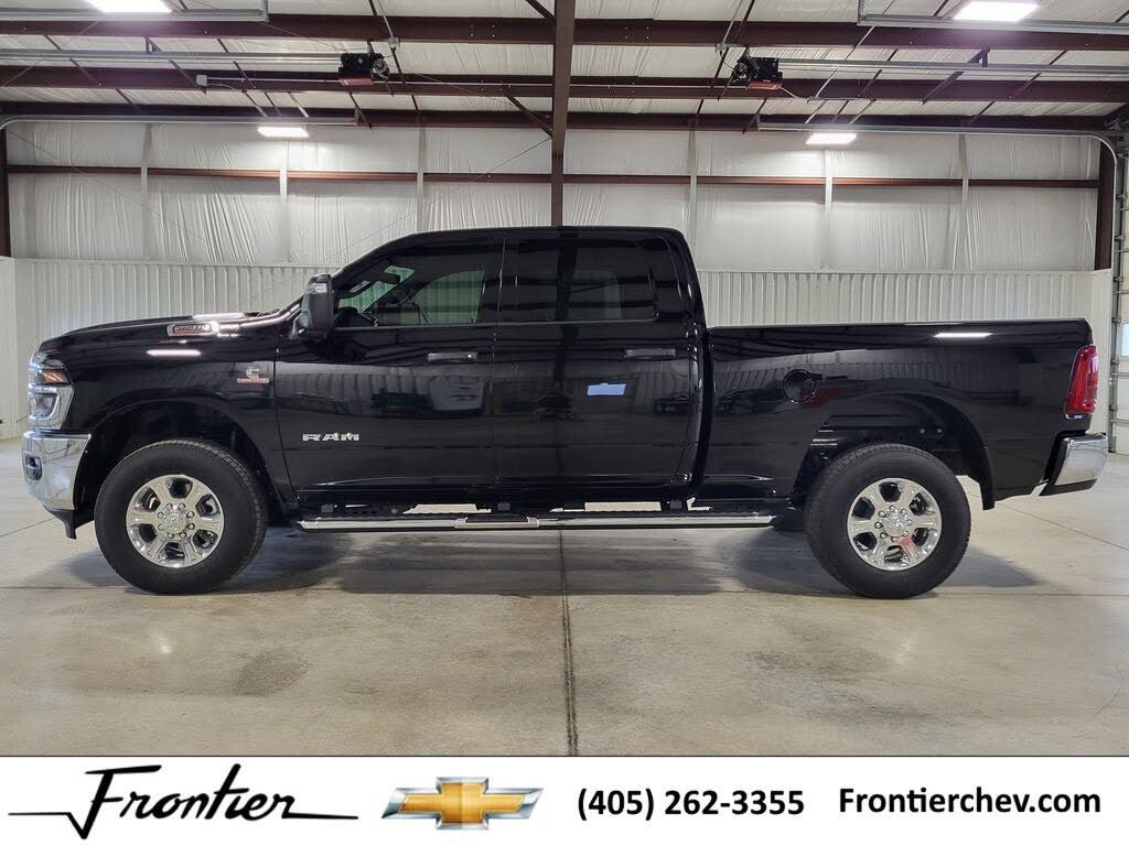 2025 RAM 2500 Big Horn Crew Cab 4WD