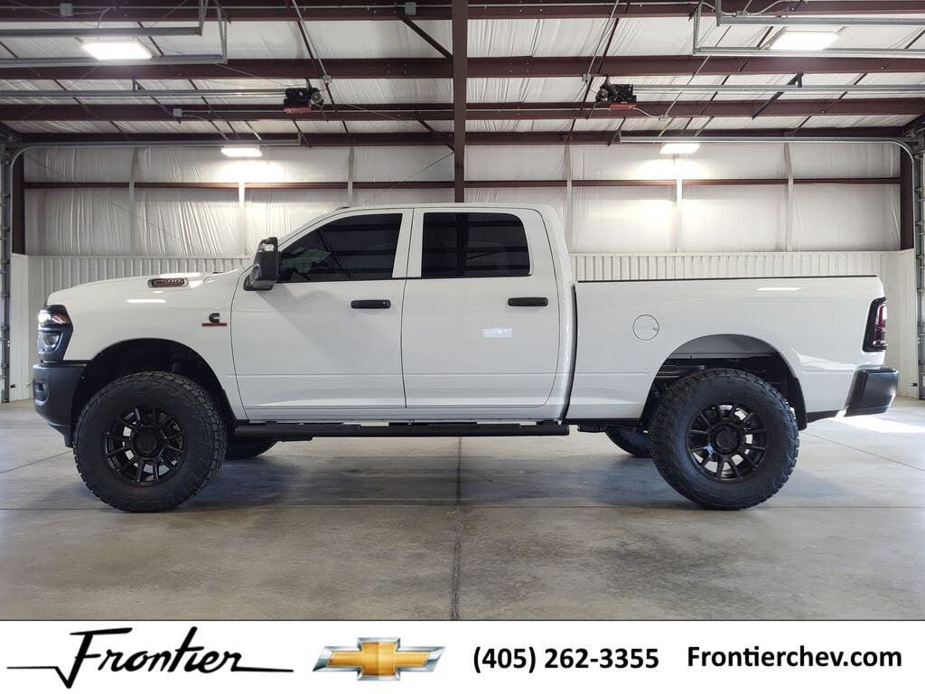 2026 RAM 2500 Tradesman Crew Cab 4WD