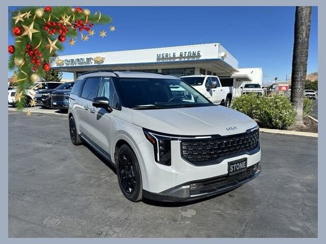 2025 Kia Carnival SX FWD