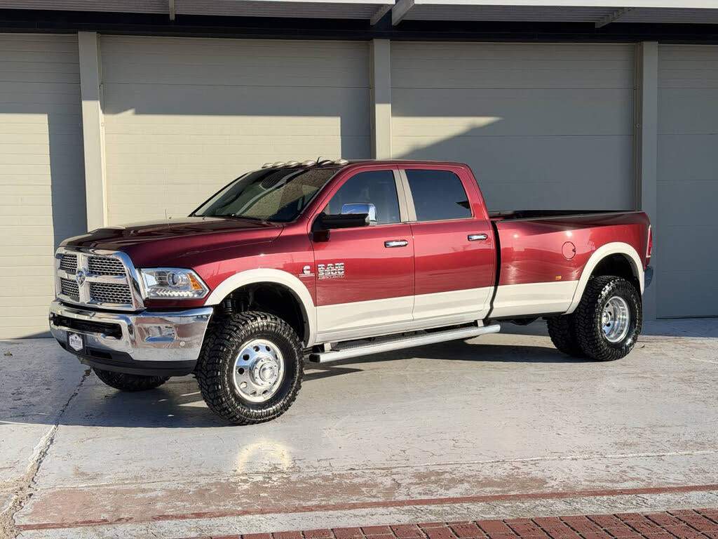 2018 RAM 3500 Laramie Crew Cab LB DRW 4WD