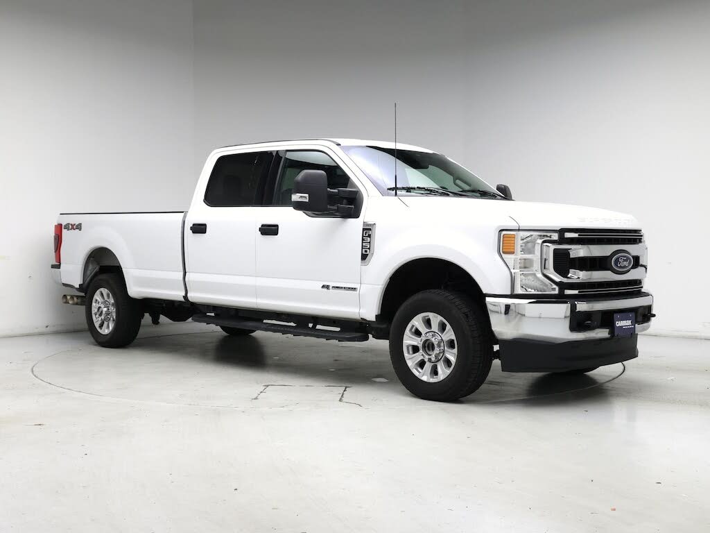 2022 Ford F-350 Super Duty XLT Crew Cab 4WD