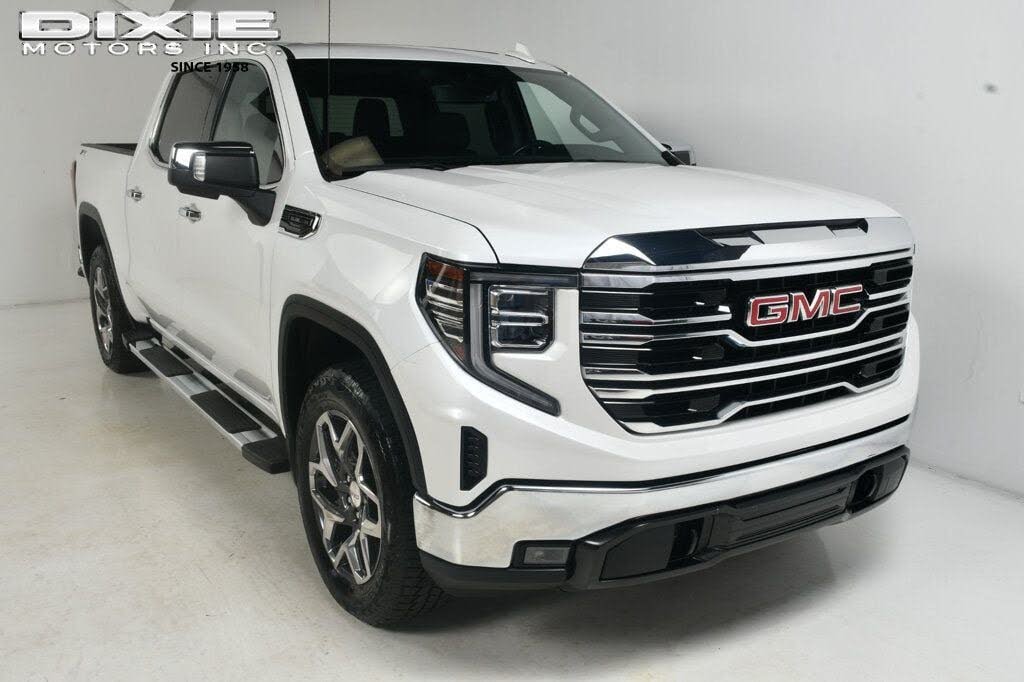 2023 GMC Sierra 1500 SLT Crew Cab 4WD