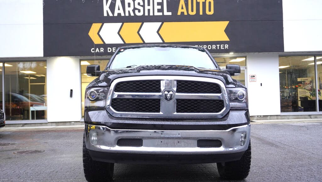 RAM 1500 Sport Quad Cab 4WD 2016